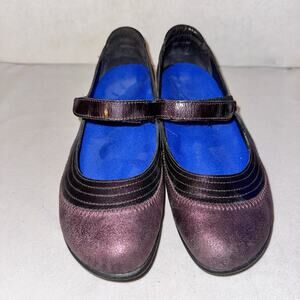 Naot Kirei Mary Jane Metallic Plum Purple Flats Comfort Shoes US 7 EU 38